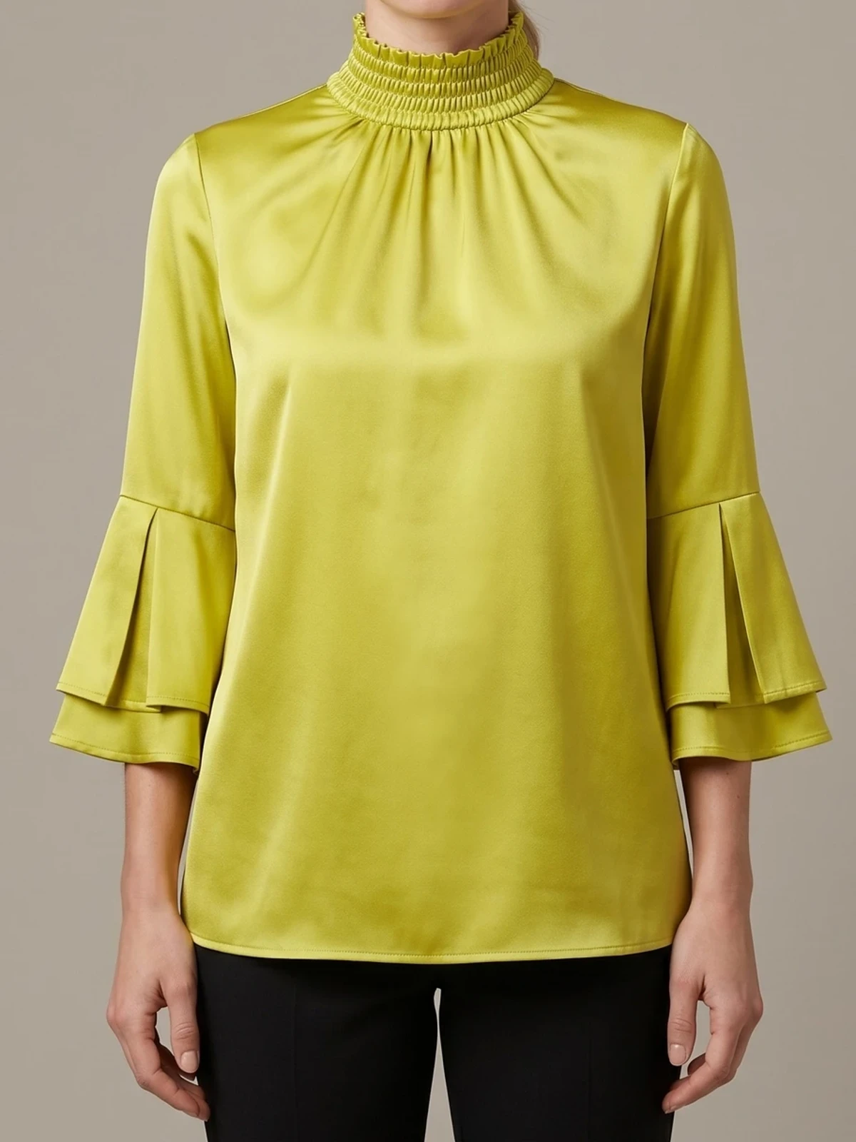 16mm 92% Silk 8% Elastane Satin Smocked-Neck Blouse